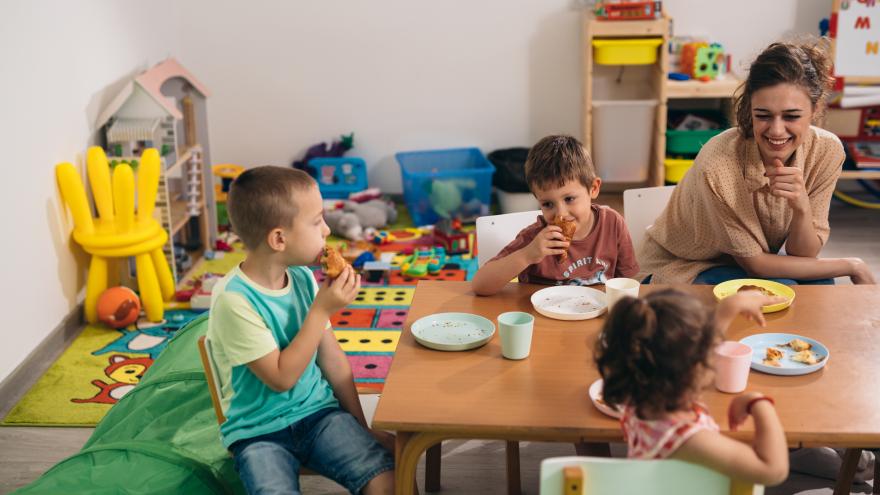 Texto Alternativo: La Comunidad de Madrid aprueba las ayudas para la gratuidad de los desayunos para alumnos de familias vulnerables