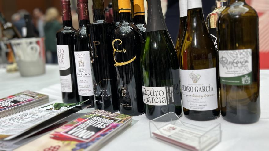 Texto Alternativo: La Comunidad de Madrid reúne a 27 productores en su XXIII edición del Salón de los Vinos regionales