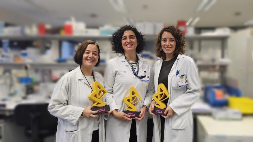 Texto Alternativo: Tres doctoras del Hospital 12 de Octubre, premio Jóvenes Investigadores por su participación en estudios sobre cáncer, patologías renales y enfermedades respiratorias