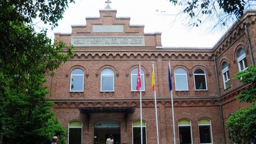 Texto Alternativo: La Comunidad de Madrid estrena un nuevo dispositivo de resonancia magnética para mejorar la atención en el Hospital público Infantil Niño Jesús