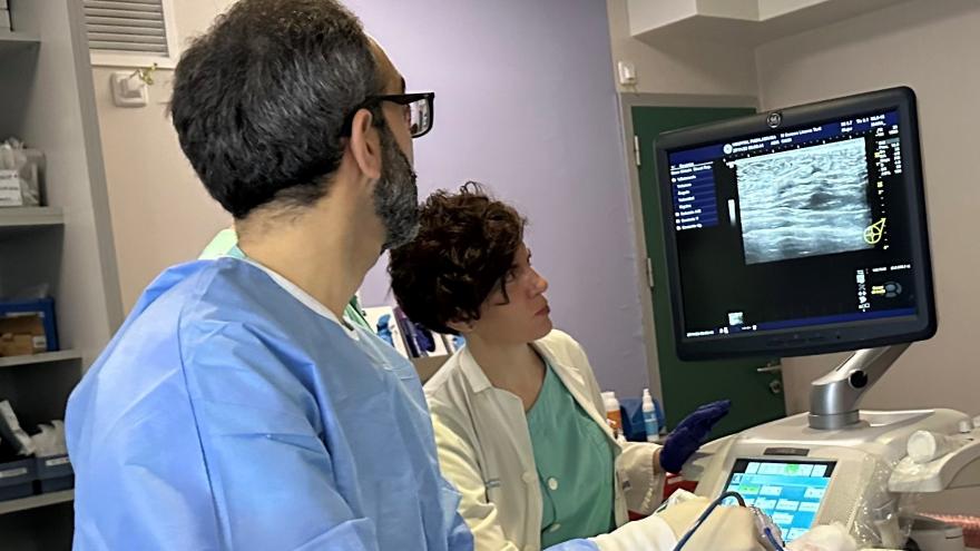 Texto Alternativo: El Hospital Universitario de Fuenlabrada incorpora la termoablación de cáncer de mama con microondas