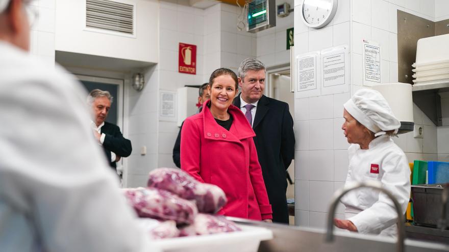 Texto Alternativo: La Comunidad de Madrid transforma los comedores sociales en puntos activos de integración laboral y de acceso a recursos públicos