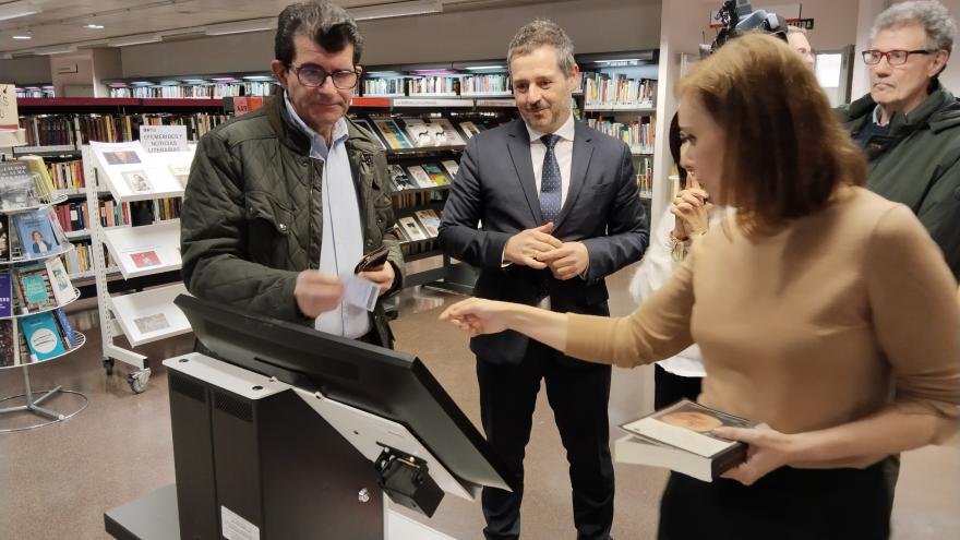Texto Alternativo: La Comunidad de Madrid ha realizado en 2023 un total de 2,5 millones de préstamos en sus bibliotecas y online a través de eBiblio