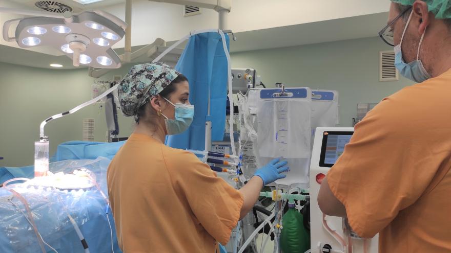 Texto Alternativo: El Hospital Universitario de Fuenlabrada trata a más de 1.000 pacientes oncológicos complejos con quimioterapia intraperitoneal hipertérmica