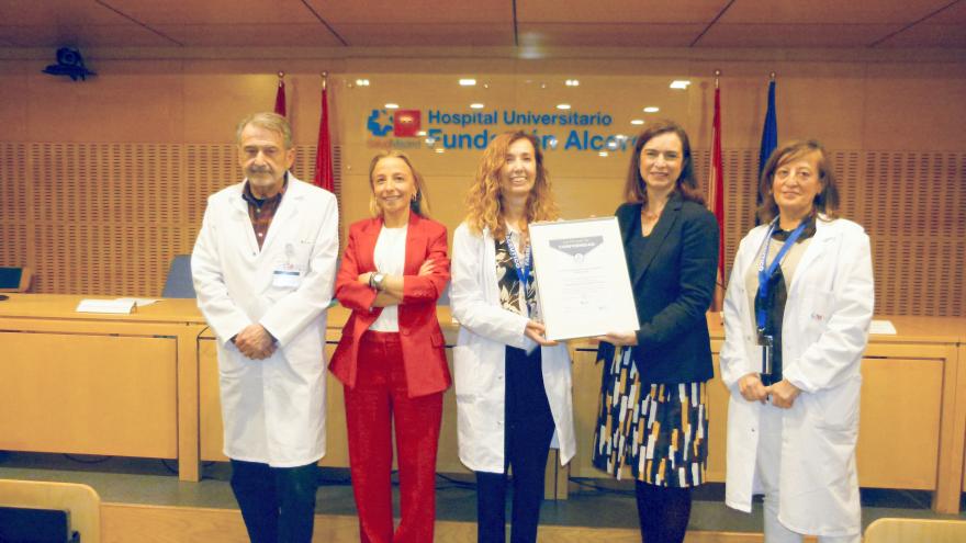 Texto Alternativo: El Hospital Fundación Alcorcón obtiene la certificación de calidad 'Q-PEX' por su atención farmacéutica a pacientes externos