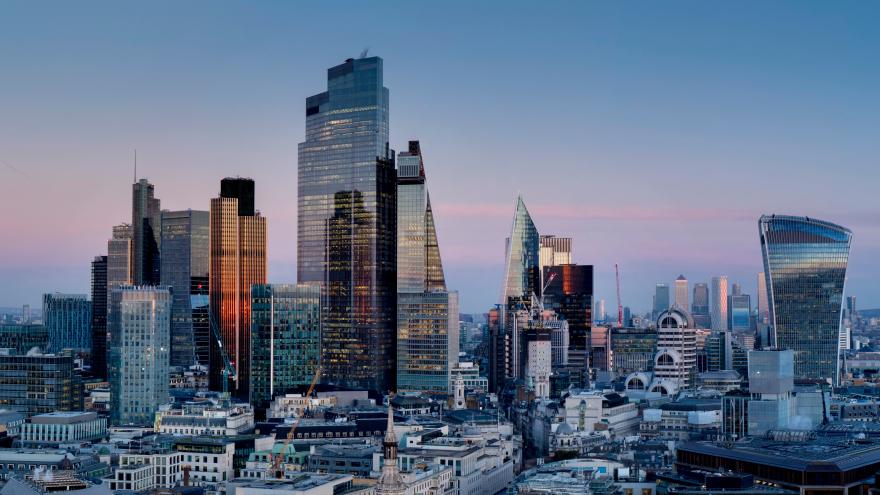 Texto Alternativo: La Comunidad de Madrid se despliega en Londres para atraer inversiones a la región desde el Reino Unido