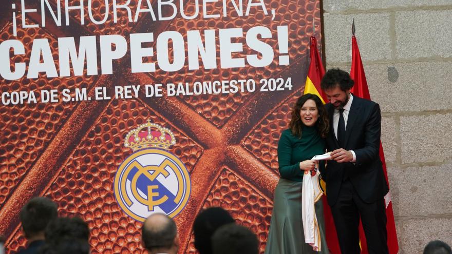 Texto Alternativo: Díaz Ayuso felicita al Real Madrid de Baloncesto por su 29ª Copa del Rey: “Gracias por ser parte de Madrid, donde también juegan y ganan los mejores”