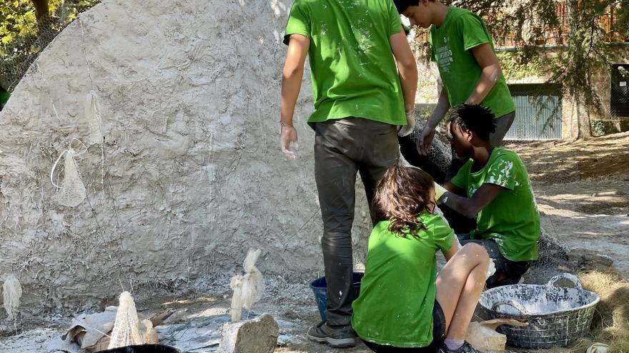 Texto Alternativo: La Comunidad de Madrid ofrece este verano Campos de Voluntariado para jóvenes en 21 países