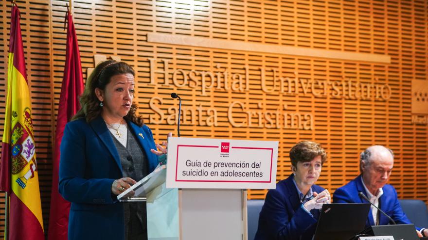 Texto Alternativo: La Comunidad de Madrid el Gobierno de la Comunidad presenta su primera guía sobre prevención del suicidio en adolescentes dirigida a familias y educadores
