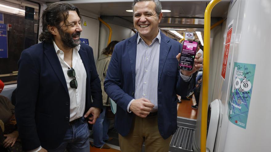 Texto Alternativo: La Comunidad estrena una playlist gratuita para viajeros de Metro con las 100 canciones más emblemáticas sobre Madrid