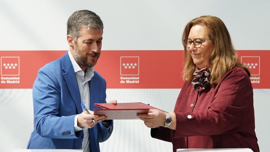 Texto Alternativo: La Comunidad de Madrid extiende el convenio con la AVT para ayudar a las víctimas y sus familias