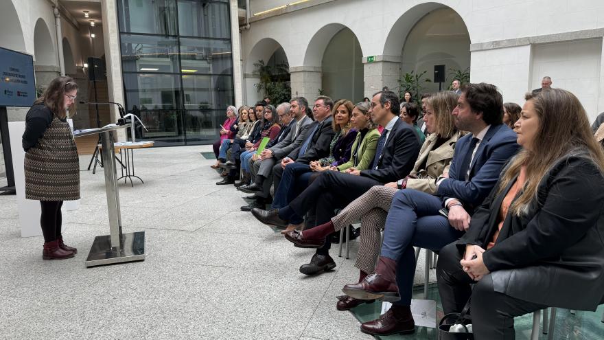 Texto Alternativo: La Comunidad de Madrid firma un nuevo convenio con Plena Inclusión Madrid para reforzar la atención a personas con discapacidad