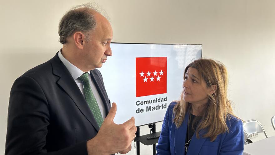 Texto Alternativo: La Comunidad de Madrid formará a ciudadanos para que sepan gestionar sus trámites médicos con la Tarjeta Sanitaria Virtual