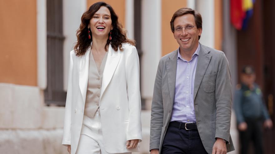 Texto Alternativo: Díaz Ayuso avanza con el Ayuntamiento de Madrid en ciberseguridad e Inteligencia Artificial para seguir siendo un referente tecnológico mundial