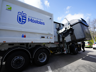 Texto Alternativo: Móstoles, galardonada con la Escoba Platino por el nuevo servicio de limpieza viaria