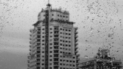 Texto Alternativo: El Caleidoscopio expone las fotografías de Katharina Kupri, bajo el título “Ya no soy guiri”