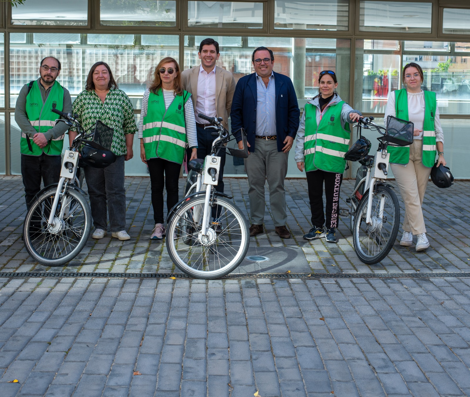 Texto Alternativo: La patrulla verde reforzará la vigilancia de la limpieza en distintas zonas del municipio