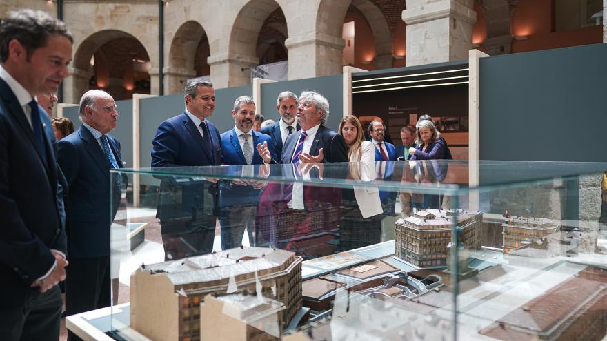 Texto Alternativo: La Comunidad de Madrid acoge una retrospectiva de la obra del arquitecto Antonio Palacios, desde sus primeros planos de 1917 hasta sus últimos trabajos