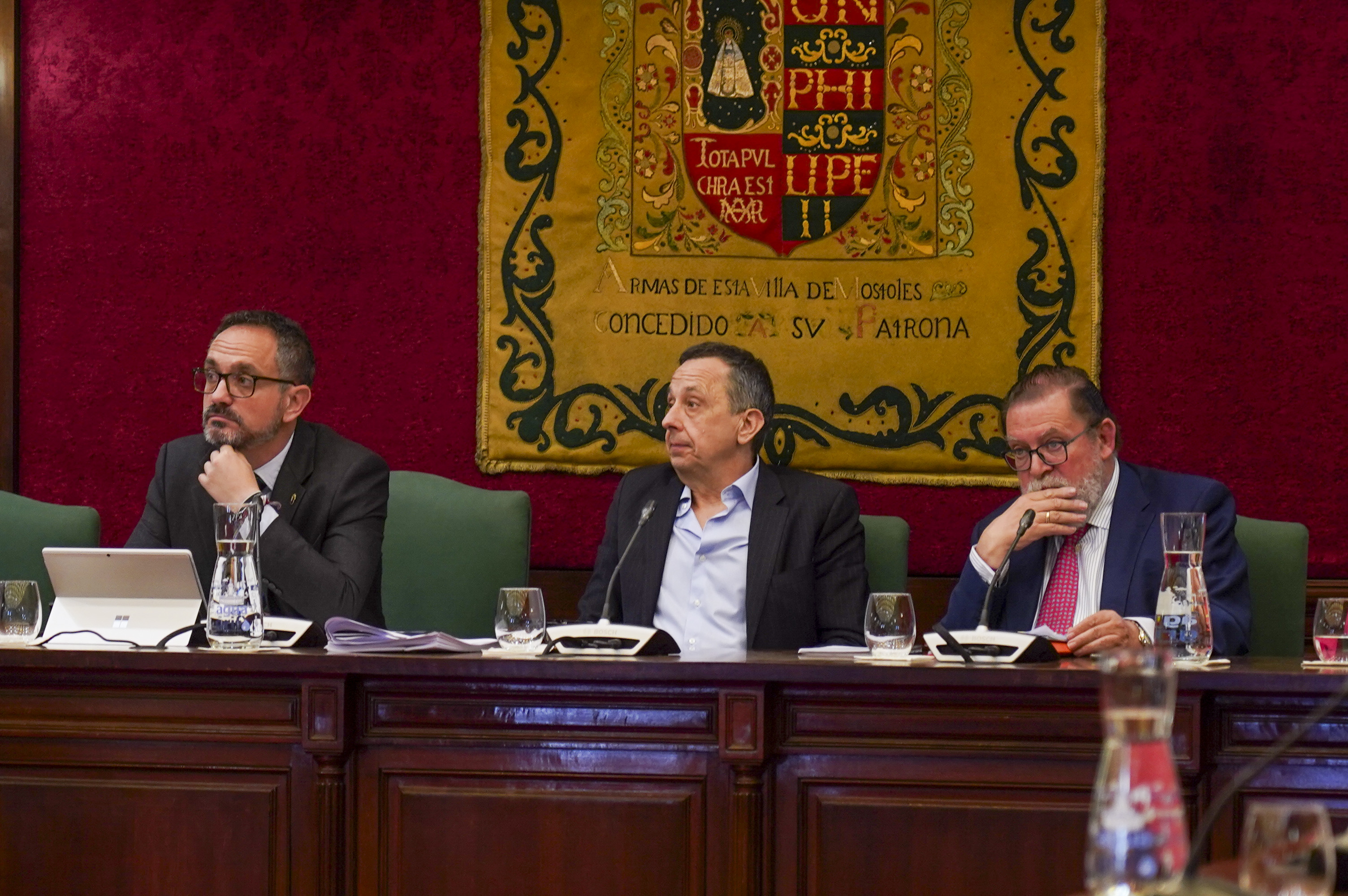 Texto Alternativo: El pleno ratifica declarar lesivo la condonación de la deuda a la empresa ITV