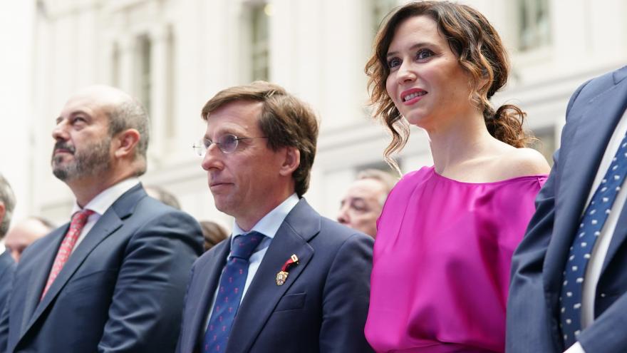 Texto Alternativo: Díaz Ayuso, en el acto de entrega de las Distinciones Honoríficas de la Ciudad de Madrid con motivo de la festividad de San Isidro