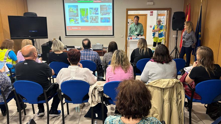 Texto Alternativo: El SUMMA 112 de la Comunidad de Madrid analiza la higiene de manos en la literatura para concienciar a sus profesionales