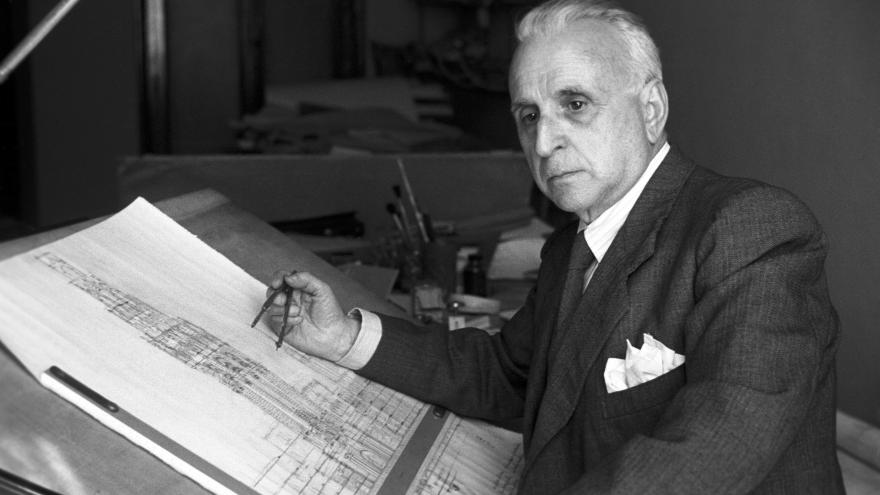 Texto Alternativo: La Comunidad de Madrid recibe 2.750 visitas en la primera semana de exposición de la muestra, Antonio Palacios. El Arquitecto de Metro
