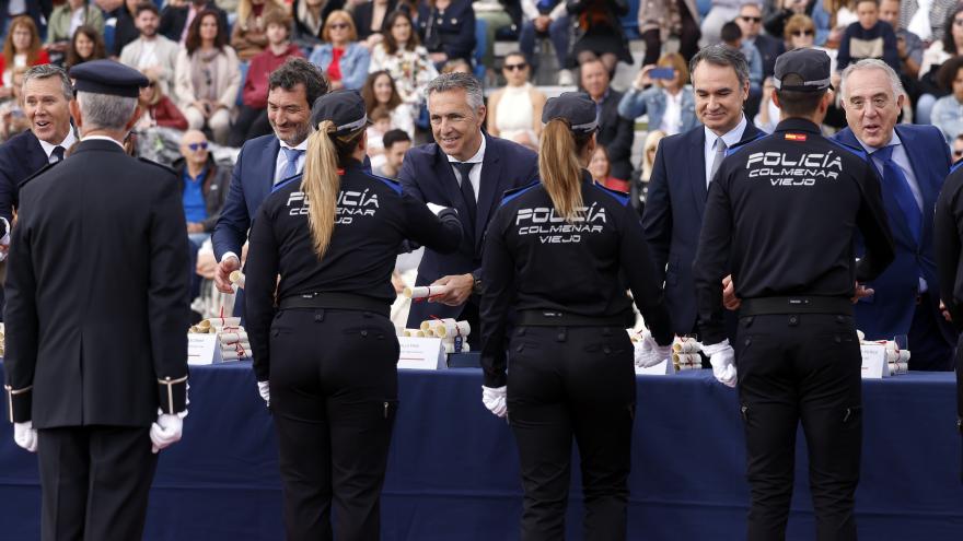 Texto Alternativo: La Comunidad de Madrid refuerza la seguridad ciudadana en veinte municipios con 264 nuevos policías locales y 37 subinspectores