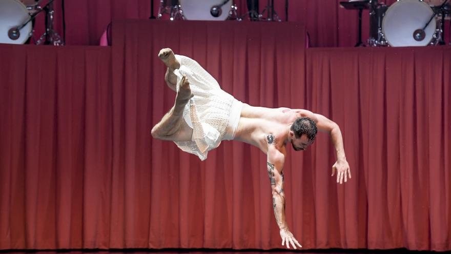 Texto Alternativo: La Comunidad de Madrid despide la 39ª edición de Madrid en Danza con el estreno en España de Manifesto de Stephanie Lake