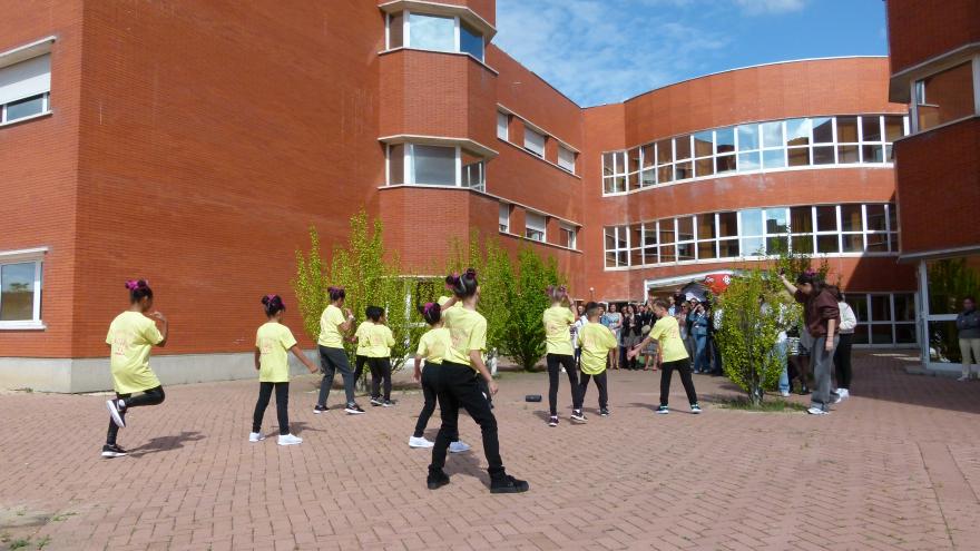 Texto Alternativo: El Aula Hospitalaria del Hospital Fundación Alcorcón cumple 25 años tras escolarizar a casi 9.000 menores, pacientes de la Unidad de Pediatría