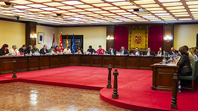 Texto Alternativo: El Pleno acuerda una Declaración Institucional por la primera generación de jóvenes libres de tabaco