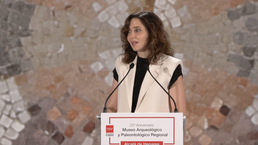 Texto Alternativo: Díaz Ayuso felicita al Museo Arqueológico y Paleontológico por sus 25 años construyendo “un lugar único para conocer nuestra historia”