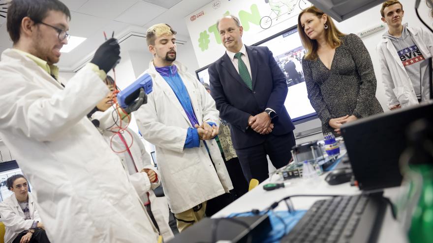 Texto Alternativo: La Comunidad de Madrid utilizará sistemas de voz y asistentes conversacionales para hacer más accesibles las aplicaciones digitales públicas