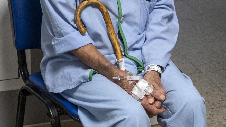 Texto Alternativo: Un estudio del Hospital Gregorio Marañón demuestra que el ejercicio durante y tras la hospitalización de pacientes mayores preserva su autonomía