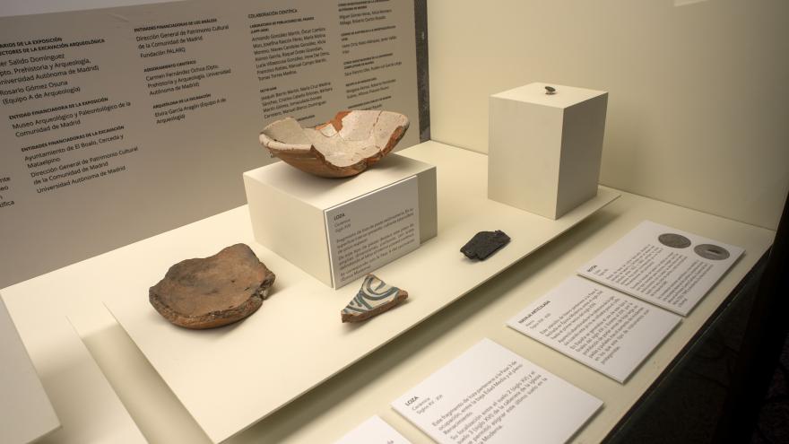 Texto Alternativo: La Comunidad de Madrid inaugura una exposición sobre la historia de la iglesia visigoda de El Rebollar ubicada en El Boalo