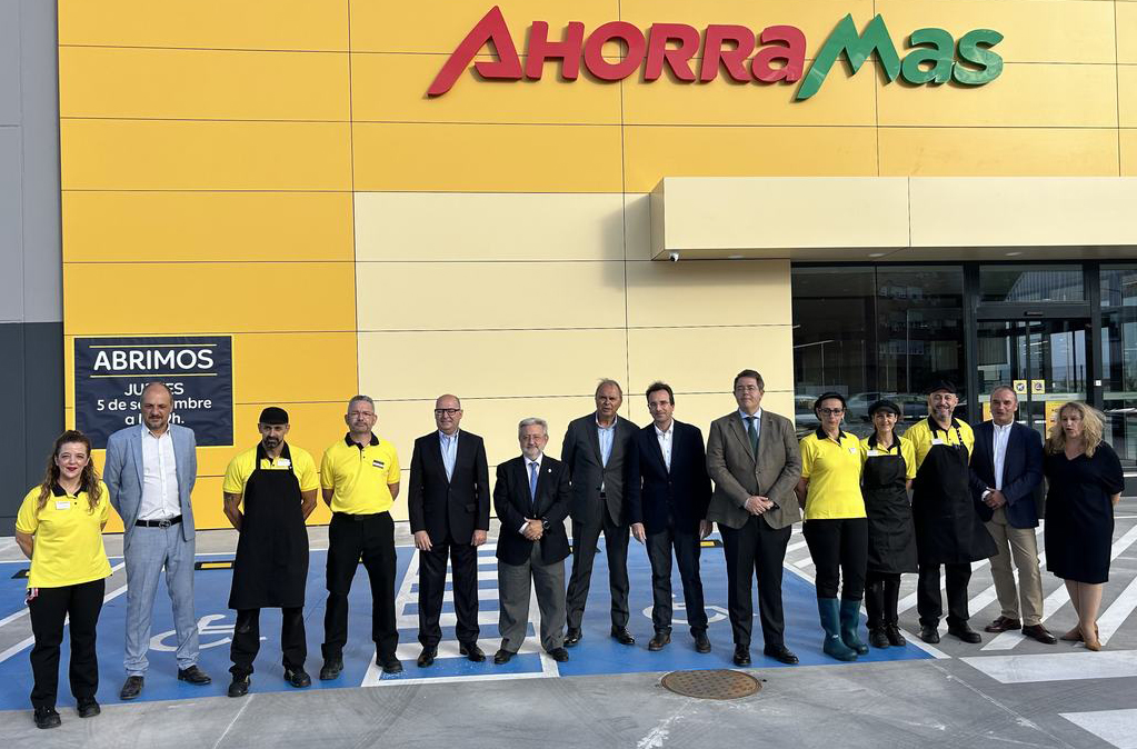 Texto Alternativo: Dos nuevas tiendas de Ahorramas se implantan en Leganés y darán empleo a vecinos del municipio