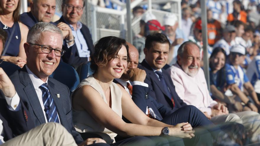 Texto Alternativo: Díaz Ayuso felicita al Club Deportivo Leganés por su ascenso a la Primera División
