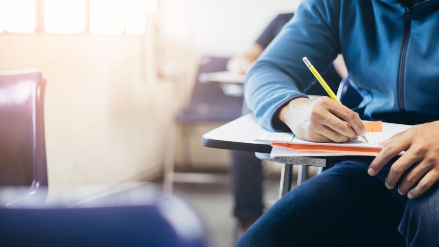 Texto Alternativo: La Comunidad de Madrid aprueba 1.179 nuevas plazas de docentes, investigadores y personal para todas las universidades públicas