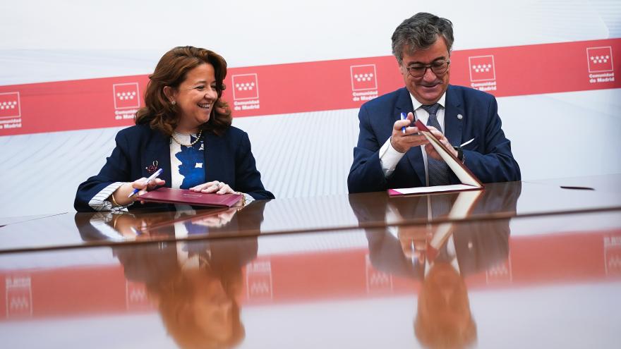 Texto Alternativo: La Comunidad de Madrid firma el acuerdo para la gratuidad de gafas graduadas para 135.000 menores de 14 años desde este verano
