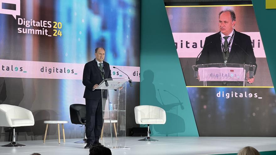 Texto Alternativo: La Comunidad de Madrid logra más de un millón de entradas en su sistema de firma digital con acceso a más de 70 servicios públicos