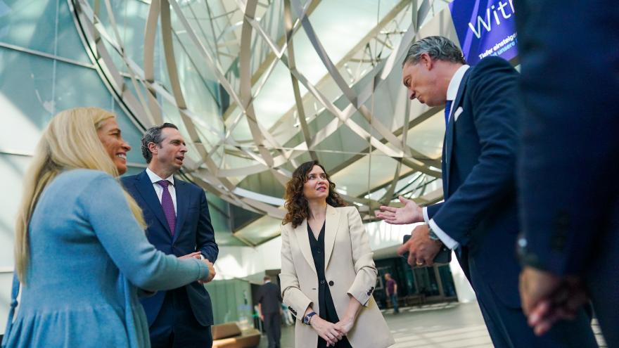 Texto Alternativo: Díaz Ayuso la Comunidad de Madrid presenta en Frankfurt el potencial de Comunidad de Madrid como plaza financiera de referencia en Europa