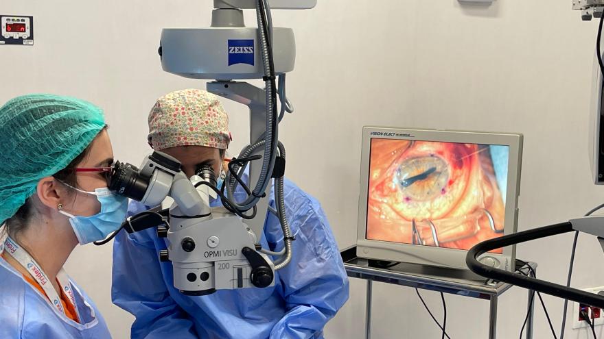 Texto Alternativo: El Hospital Severo Ochoa incorpora la técnica de trasplante corneal lamelar a su cartera de servicios de Oftalmología