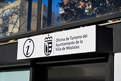 Texto Alternativo: La oficina de Turismo de Móstoles amplía su horario de atención al público