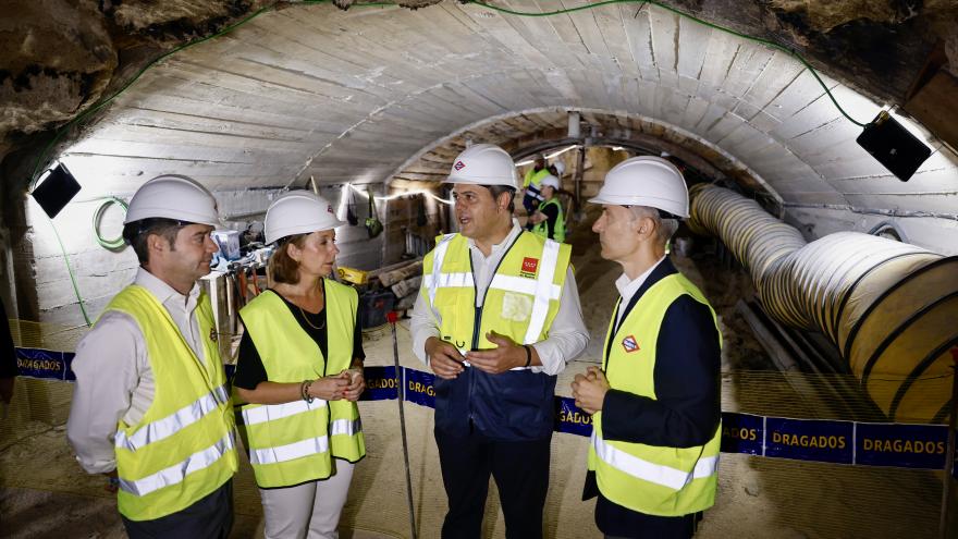 Texto Alternativo: La Comunidad de Madrid construye un nuevo acceso y diez ascensores en la estación de Metro de Avenida de América