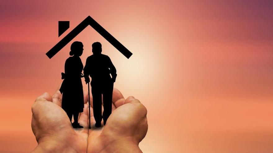 Texto Alternativo: Atención Primaria promociona en centros sociosanitarios las nuevas prestaciones dentales para mayores de 80 años