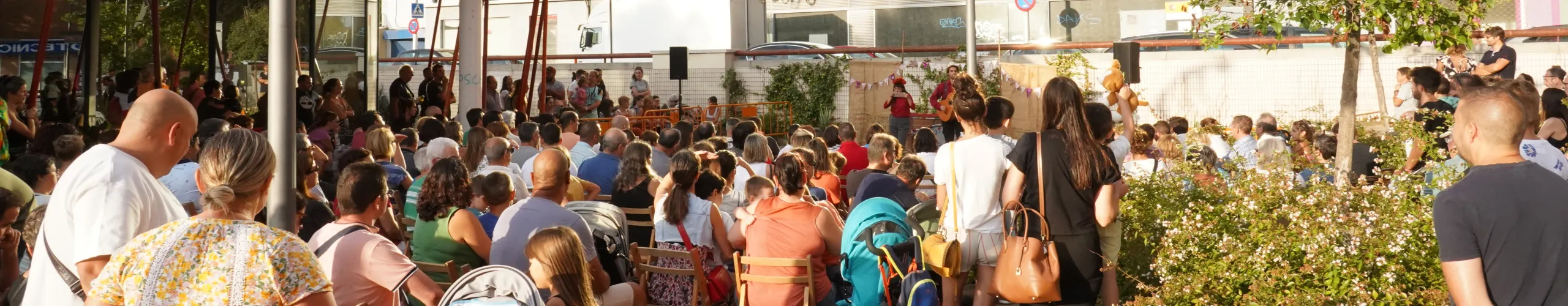 Texto Alternativo: Alcorcón habilita espacios para la cultura y las artes escénicas para todas las edades y en los barrios de la ciudad dentro de su programa de fiestas