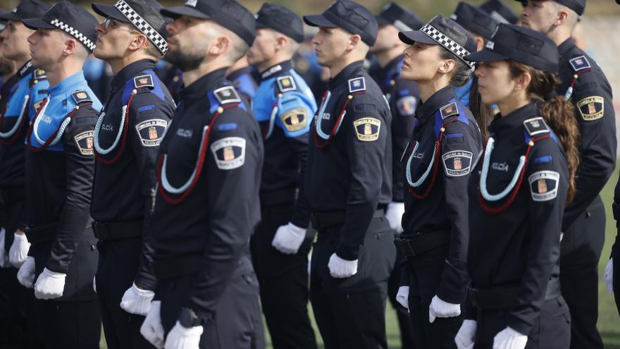Texto Alternativo: La Comunidad de Madrid invierte más de 2,6 millones en nuevo vestuario para las Policías Locales