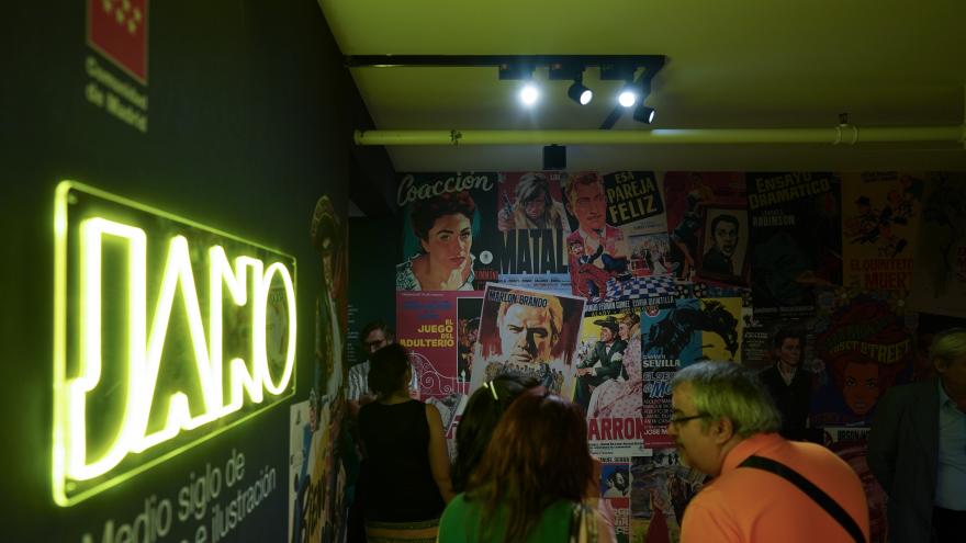 Texto Alternativo: La Comunidad de Madrid prorroga hasta el 29 de septiembre en la Biblioteca Regional la exposición gratuita dedicada al ilustrador Jano