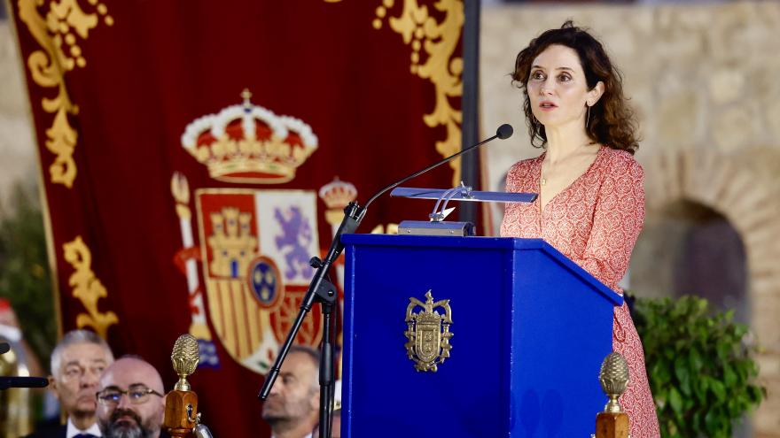 Texto Alternativo: Díaz Ayuso en el Día de Melilla: “Esta ciudad bañada por el sol en África nos recuerda que la libertad y ser español se han de defender cada día”