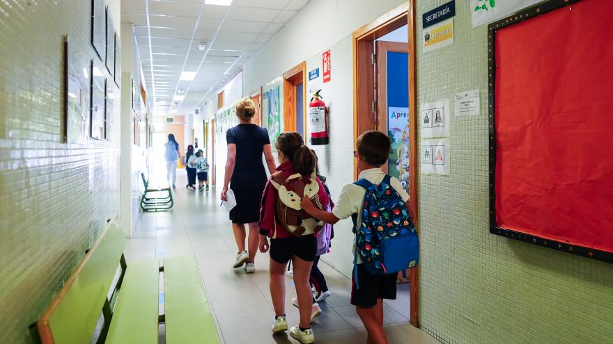 Texto Alternativo: La Comunidad de Madrid aprueba obras en colegios e institutos para crear 1.885 nuevas plazas públicas