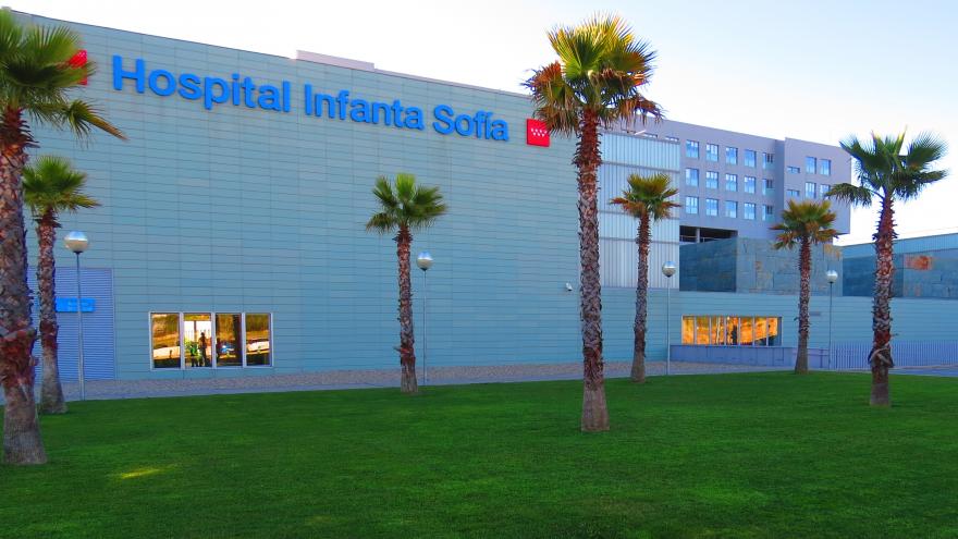 Texto Alternativo: El Hospital público Infanta Sofía celebra la despedida de los residentes que finalizan su formación especializada